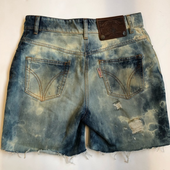 Dolce & Gabbana destroyed denim cut off shorts - Picture 6 of 14